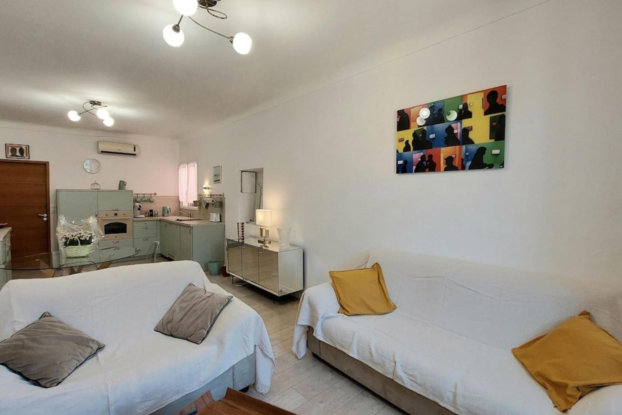 Lympia - & Ferry By Foot Balcony - By Tgb Apartment *