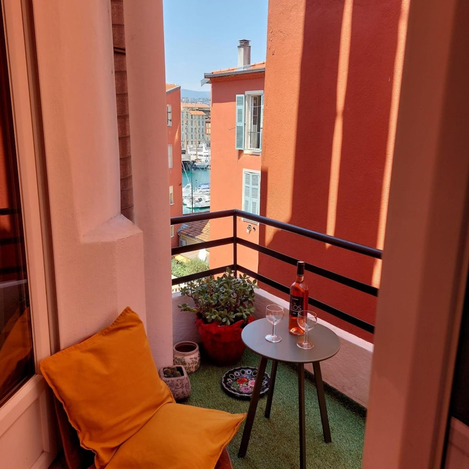 Lympia - & Ferry By Foot Balcony - By Tgb Apartment Nizza